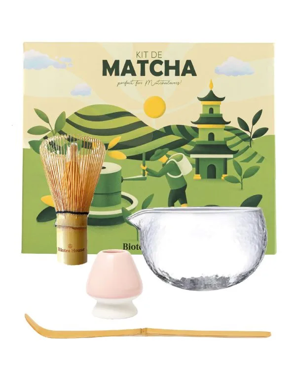 kit para preparar té matcha